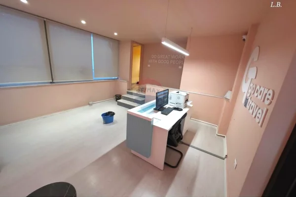 Zyre me qera tek Komuna e Parisit