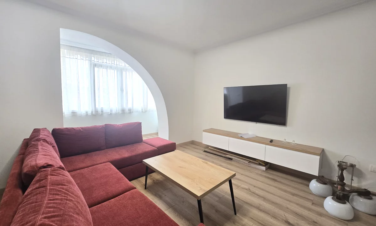 Shtepi me qera Apartament ne Tirane, 1+1, Mobilimi E mobiluar, Pagesa 650  Euro.