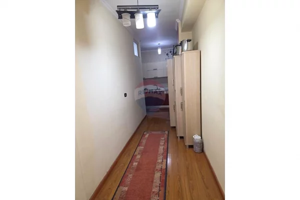 Shtepi ne shitje Apartament ne Tirane, 3+1, Mobilimi E mobiluar, Pagesa 155,000  Euro.