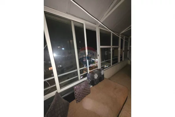 Shtepi ne shitje Apartament ne Tirane, 3+1, Mobilimi E mobiluar, Pagesa 155,000  Euro.