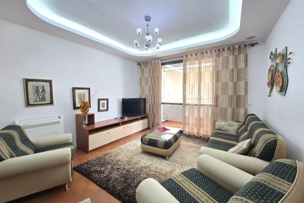 Apartament 2+1+2 me qera tek 21 Dhjetori 