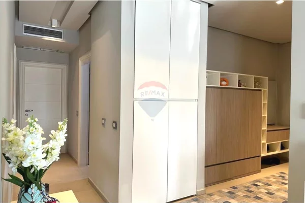 Shtepi me qera Apartament ne Tirane, 2+1, Mobilimi E mobiluar, Pagesa 1,100  Euro.