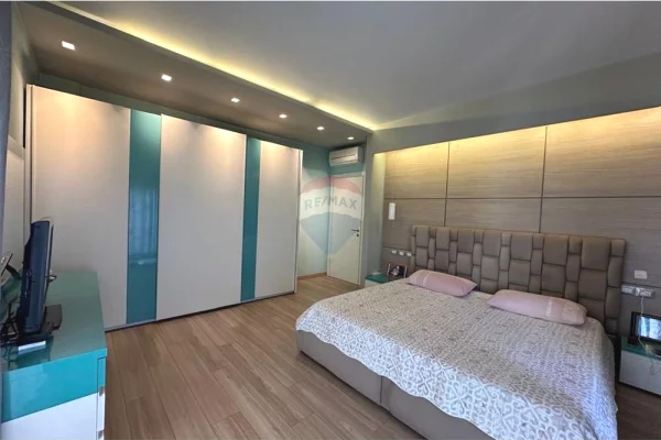 Shtepi me qera Apartament ne Tirane, 2+1, Mobilimi E mobiluar, Pagesa 1,100  Euro.