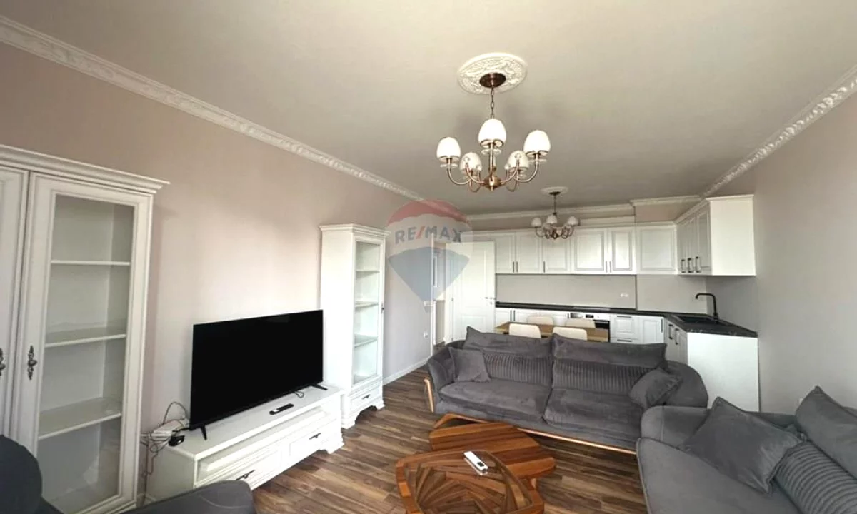 Shtepi ne shitje Apartament ne Tirane, 2+1, Mobilimi E mobiluar, Pagesa 310,000  Euro.