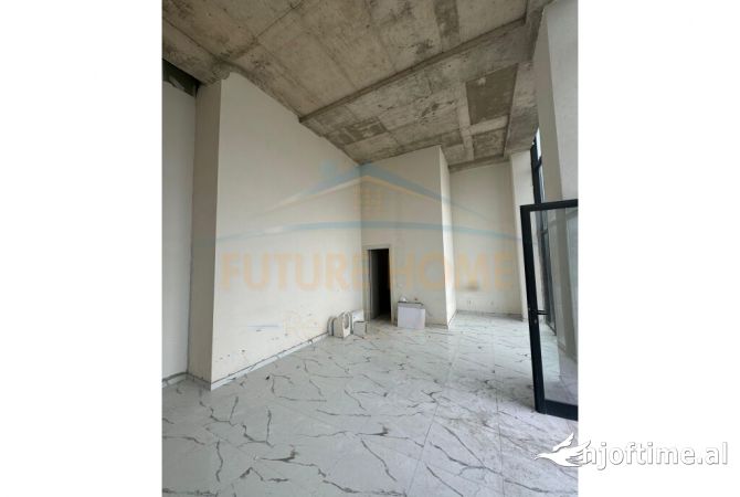 Qira, Ambient Biznesi, Ish-Dogana