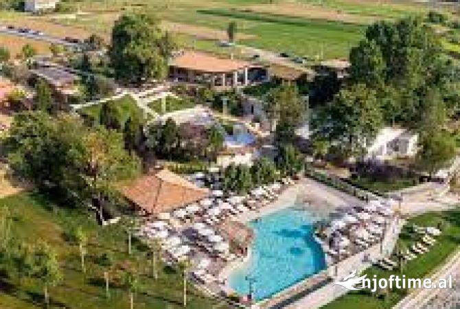 Truall ose Toke ne Tirane - 195,000 Euro