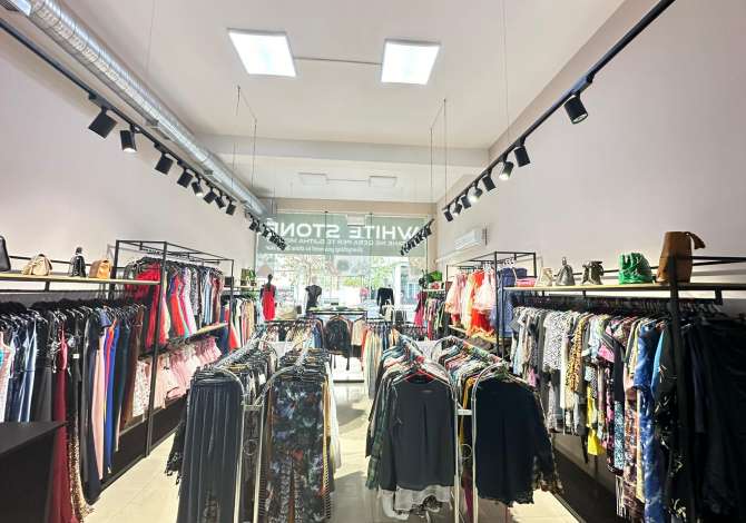 Attivita commerciale in vendita 1+1 a Tirana - 15,000 Euro