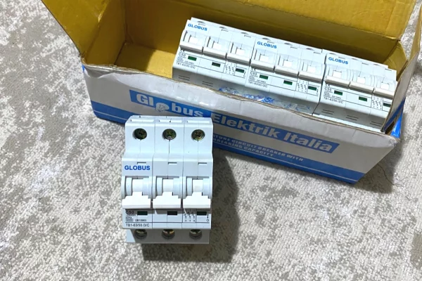 Strumenti di lavoro a Tirana - 15 Leke