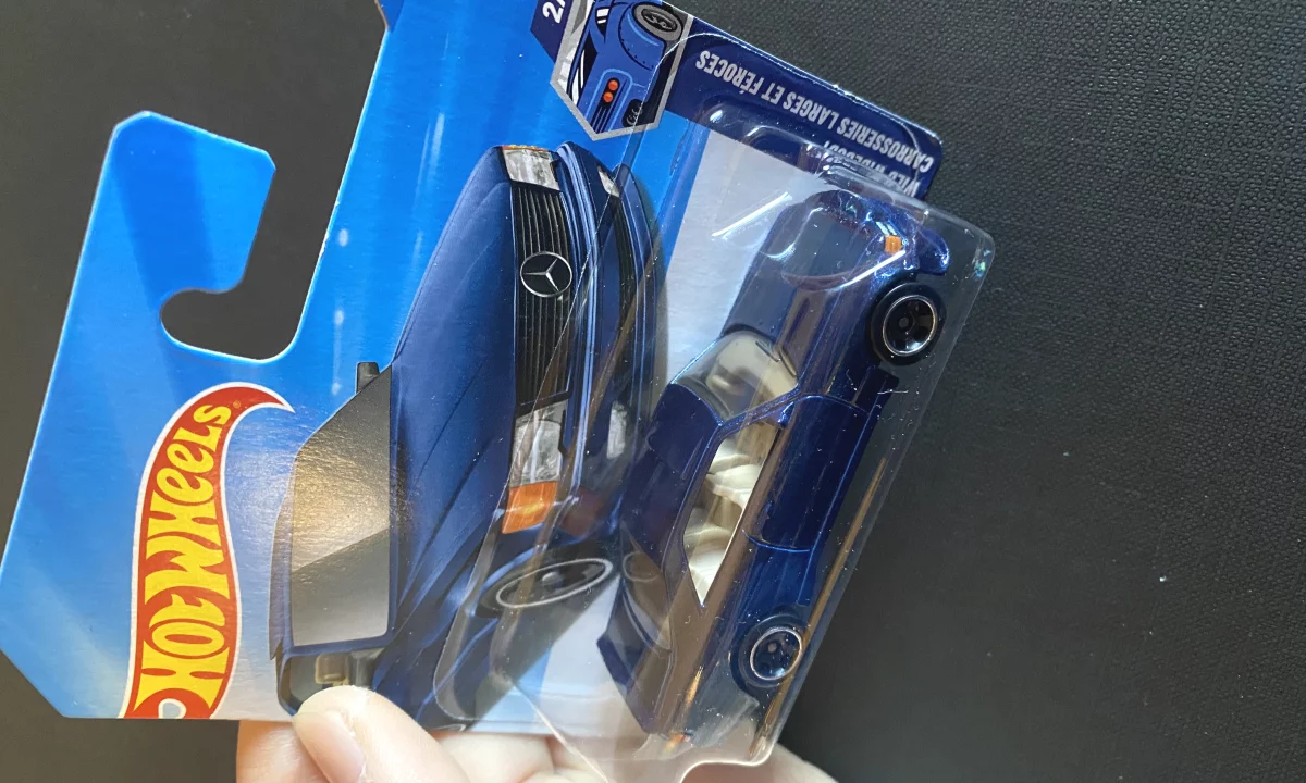 Shitet Makine metalike e re ne kuti