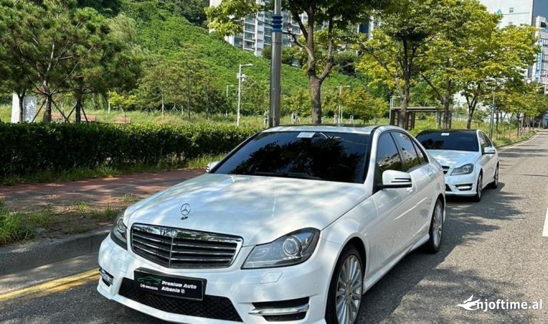Auto in Vendita a Tirana, Mercedes-Benz, 2014 Diesel,Kambio Automatik Pagamento 9,500  Euro.