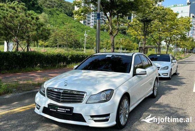 Auto in Vendita a Tirana - 9,500 Euro