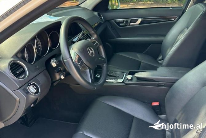 Auto in Vendita a Tirana, Mercedes-Benz, 2014 Diesel,Kambio Automatik Pagamento 9,500  Euro.