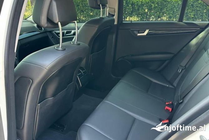 Auto in Vendita a Tirana, Mercedes-Benz, 2014 Diesel,Kambio Automatik Pagamento 9,500  Euro.