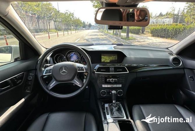 Auto in Vendita a Tirana - 9,500 Euro