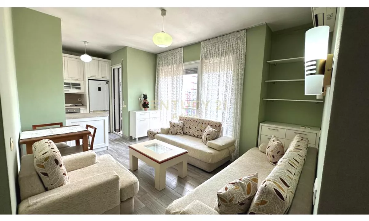 Shtepi me qera Apartament ne Tirane, 2+1, Mobilimi E mobiluar, Pagesa 550  Euro.