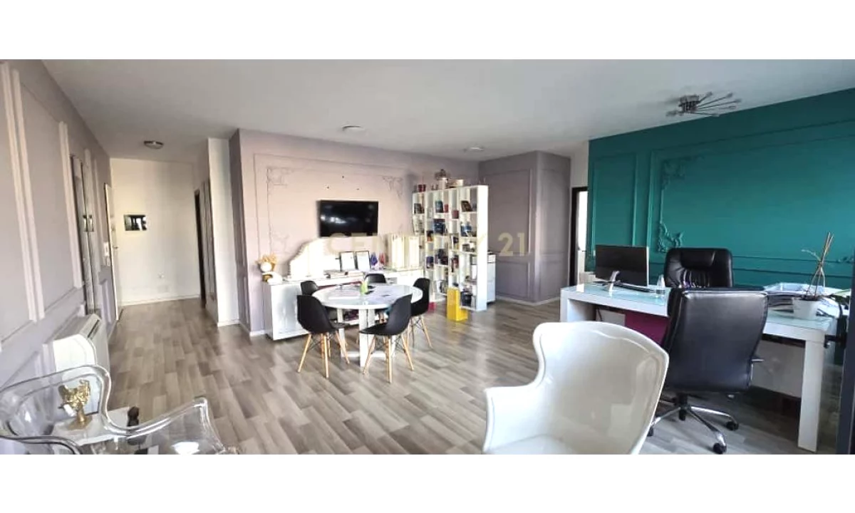 AMBIENT PER ZYRA PRANE STADIUMIT DINAMO!