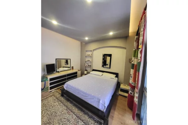 Shtepi ne shitje Apartament ne Tirane, 2+1, Mobilimi E mobiluar, Pagesa 285,000  Euro.