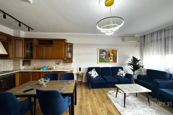 Apartament 2+1+2 Tualete me qera tek Shallvaret!