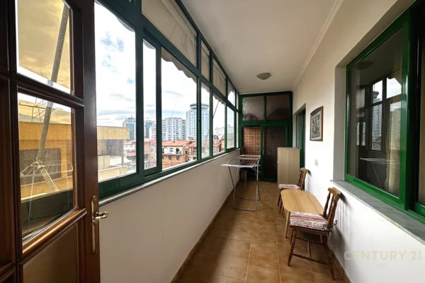 Shtepi me qera Apartament ne Tirane, 2+1, Mobilimi E mobiluar, Pagesa 900  Euro.