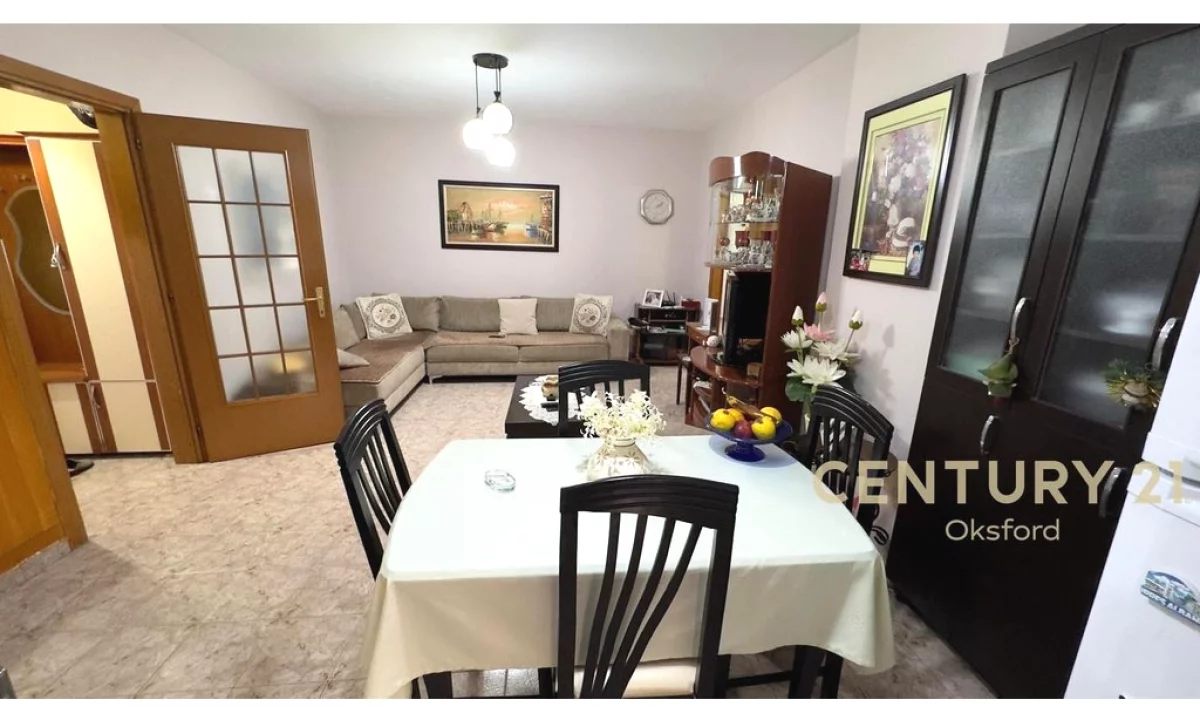 Shtepi me qera Apartament ne Tirane, 1+1, Mobilimi E mobiluar, Pagesa 450  Euro.