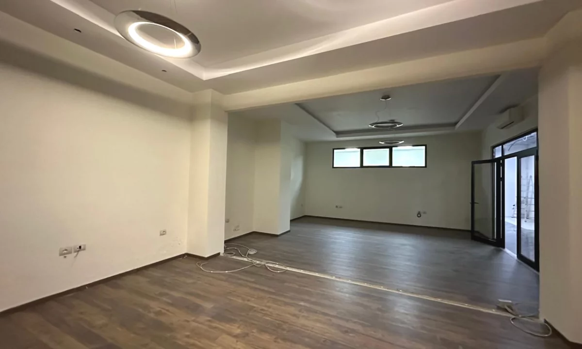 Shitet Njesi Komerciale tek Kodra e Diellit