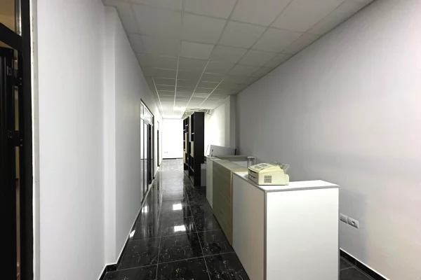 Business Property in Sale 1+1 in Tirana - 250,000 Euro