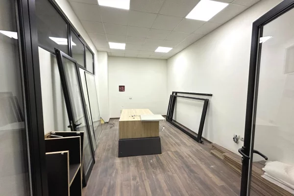 Business Property in Sale 1+1 in Tirana - 250,000 Euro