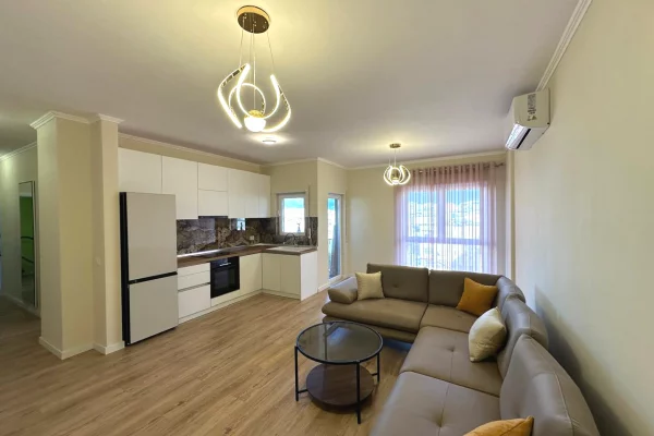 Shtepi me qera Apartament ne Tirane, 2+1, Mobilimi E mobiluar, Pagesa 65,000  Leke.