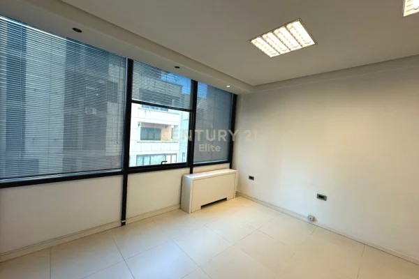 Business Property for Rent 3+1 in Tirana - 1,500 Euro