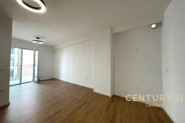 Shtepi ne shitje Apartament ne Tirane, 2+1, Mobilimi Bosh, pa mobiluar, Pagesa 149,000  Euro.