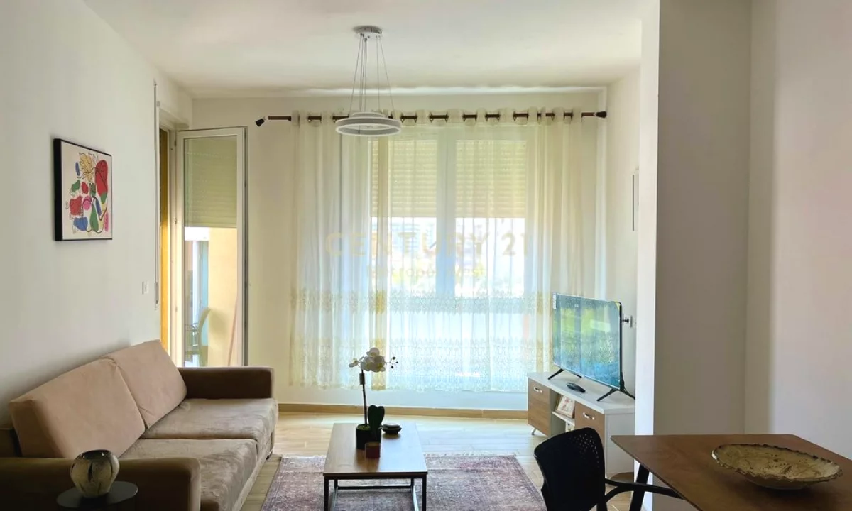 Shtepi me qera Apartament ne Tirane, 1+1, Mobilimi E mobiluar, Pagesa 550  Euro.