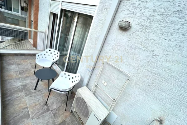 Shtepi me qera Apartament ne Tirane, 1+1, Mobilimi E mobiluar, Pagesa 650  Euro.