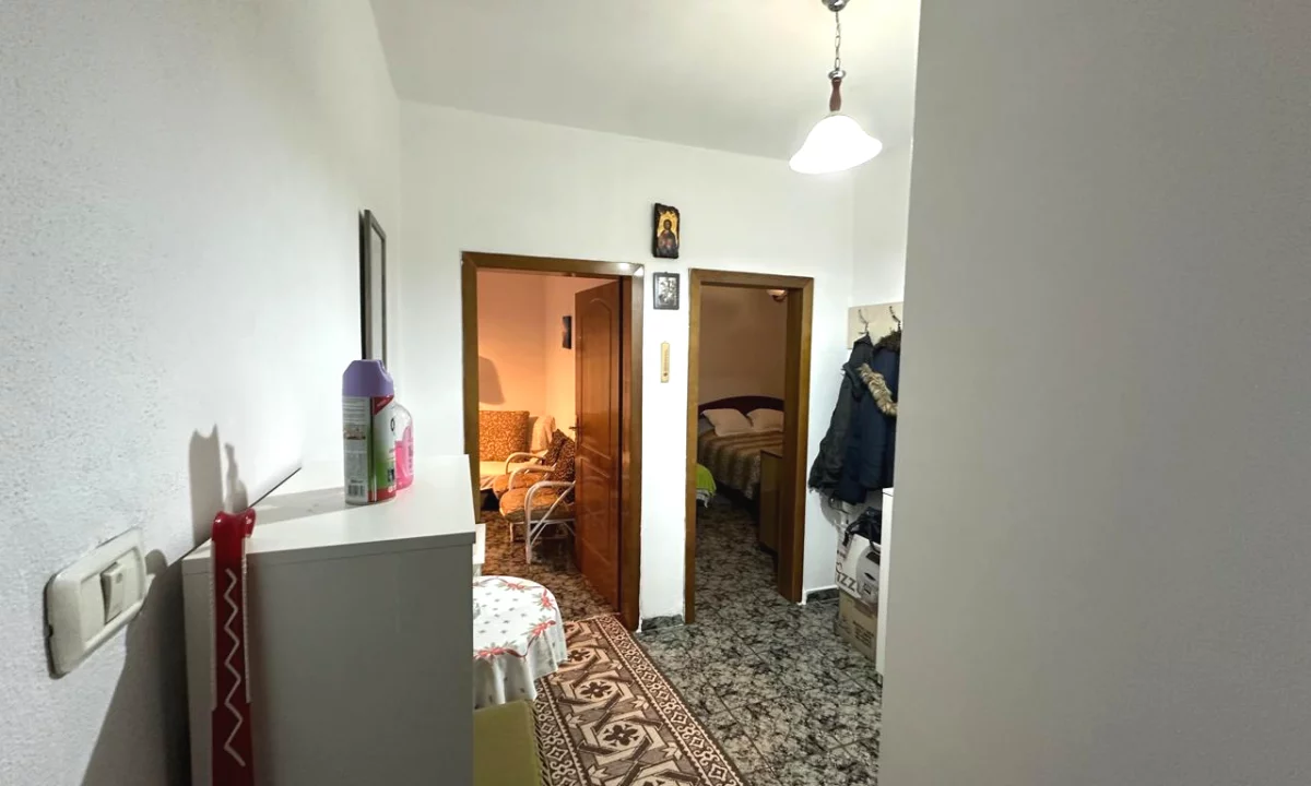 Appartamento in vendita a Tirana 2+1, Arredato