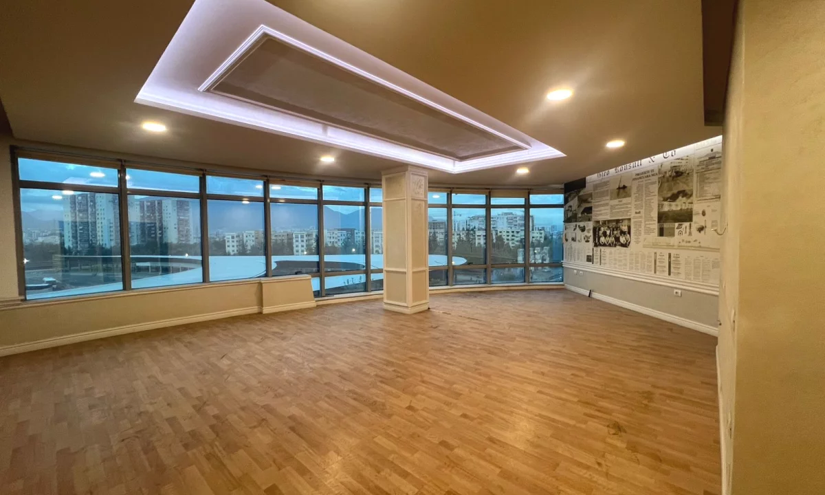 Qira, Ambient Biznesi, Kashar