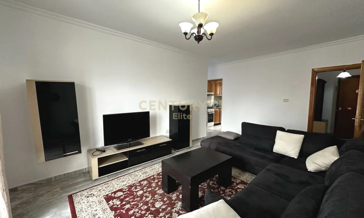 Shtepi me qera Apartament ne Tirane, 2+1, Mobilimi E mobiluar, Pagesa 600  Euro.