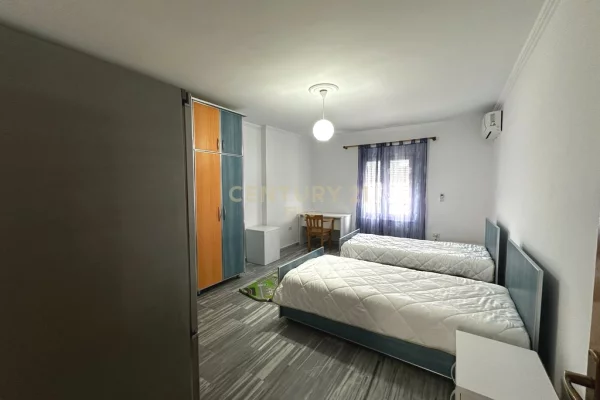 Shtepi me qera Apartament ne Tirane, 2+1, Mobilimi E mobiluar, Pagesa 600  Euro.