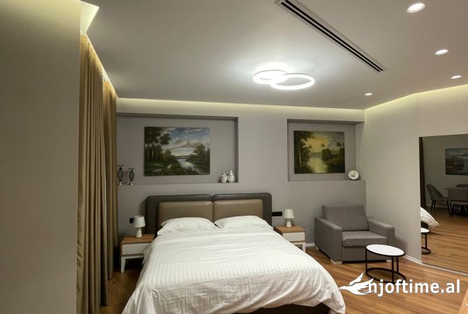 Business Property in Sale 5+1 in Tirana - 800 Euro