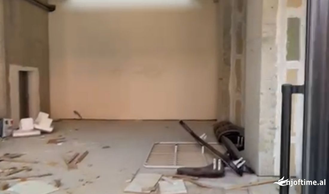 📍Kisha katolike jepet ambjent me qera