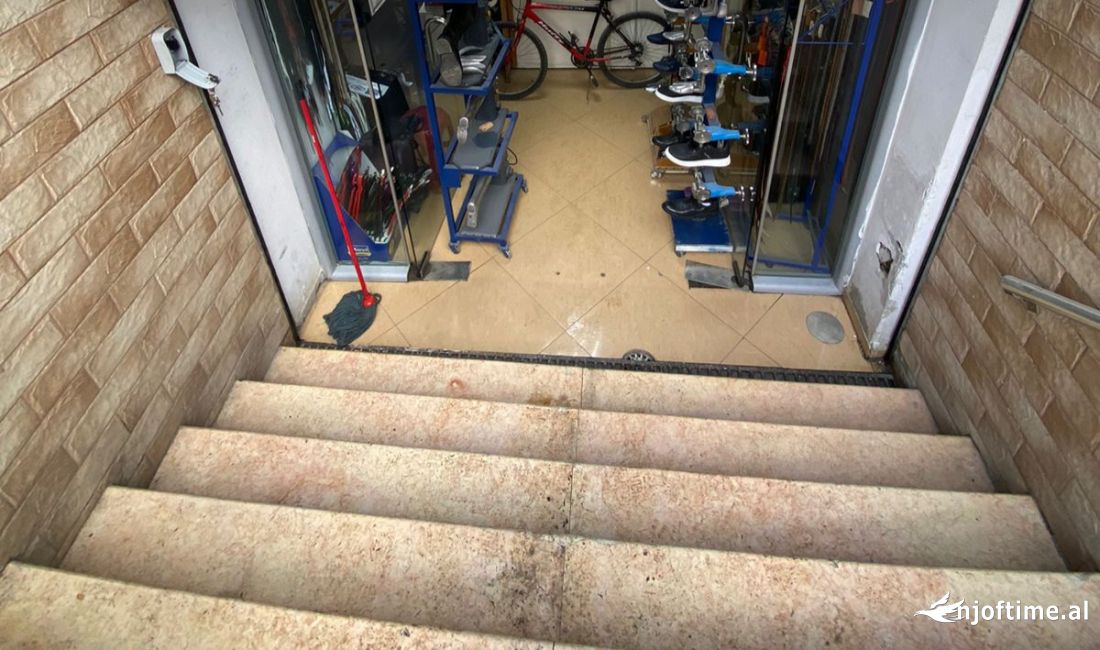 Treg Elektrik , ambjent biznesi per shitje