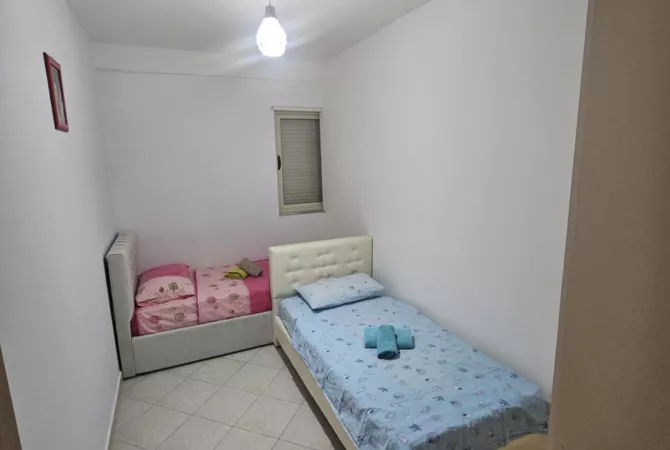 Shtepi me qera Apartament ne Tirane, 2+1, Mobilimi E mobiluar, Pagesa 350  Euro.