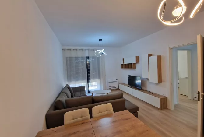 Teodor keko , 2+1+2wc per qera