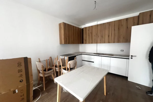 Kamez , Apartament 2+1 per qera