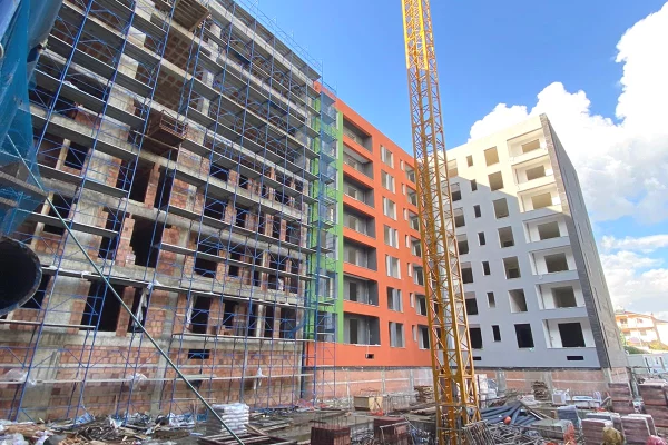 Paskuqan , Ringside , Opsione 1+1 / 2+1 me keste