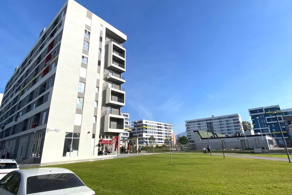 Univers City ,Shitet 2+1+2wc 