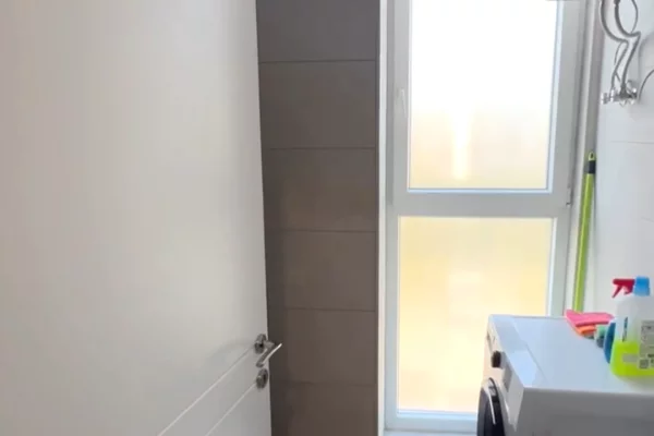 Shtepi me qera Apartament ne Tirane, 2+1, Mobilimi E mobiluar, Pagesa 750  Euro.