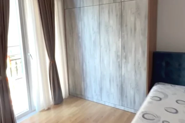 Shtepi me qera Apartament ne Tirane, 2+1, Mobilimi E mobiluar, Pagesa 750  Euro.