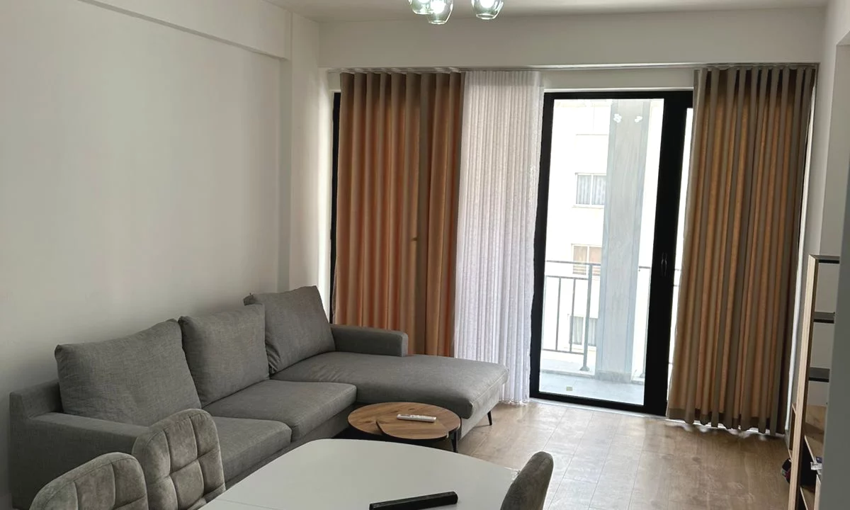 Appartamento in affitto a Tirana 2+1, Arredato