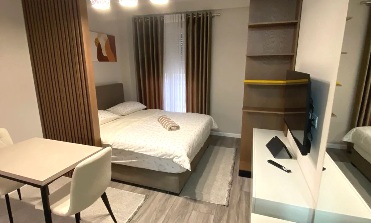 Appartamento in affitto a Tirana Garsoniere, Arredato