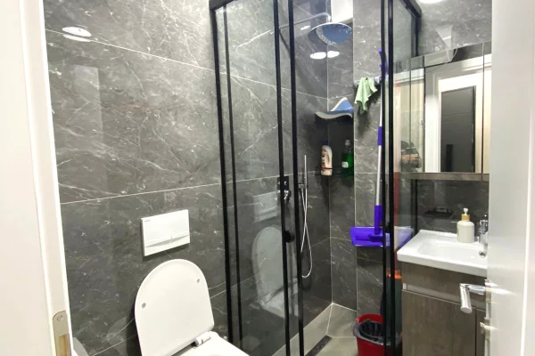 Appartamento in affitto a Tirana Garsoniere, Arredato