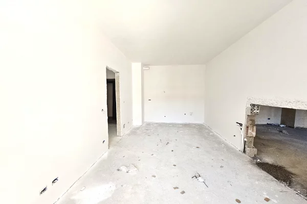Shtepi ne shitje Apartament ne Tirane, 1+1, Mobilimi Bosh, pa mobiluar, Pagesa 80,000  Euro.